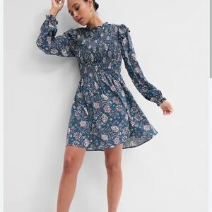 GAP Long Sleeve Dress